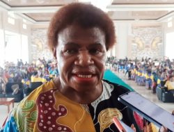 Ratusan Kepala Keluarga Di Maybrat Terima Bantuan BPNT Dan PKH Triwulan II 2023, Kadinsos : Digunakan Untuk Usaha