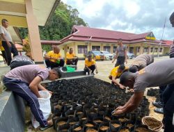 Polres Maybrat Sediakan 500 Bibit Sayur Mayur Dukung Program Ketahanan Pangan Nasional