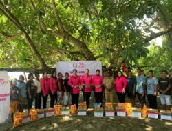 Bhayangkari Papua Barat Gelar Pelepasan 700 Tukik dan Baksos di Kampung Menyumfoka Manokwari