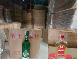 Polda Papua Barat Berhasil Bongkar Pabrik Pembuatan Miras Vodka dan Anggur Api Palsu Di Manokwari