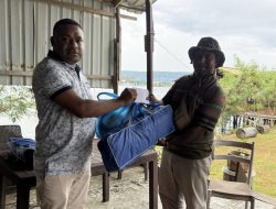 Dukung Kreativitas Pemuda, Bernard Indouw Bantu Pemuda Indisey dan Karang Taruna Fajaroon Manokwari