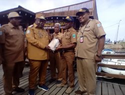 Pemprov PBD Serahkan Tiga Unit Speed Boat Pusling untuk Raja Ampat dan Sorong Selatan